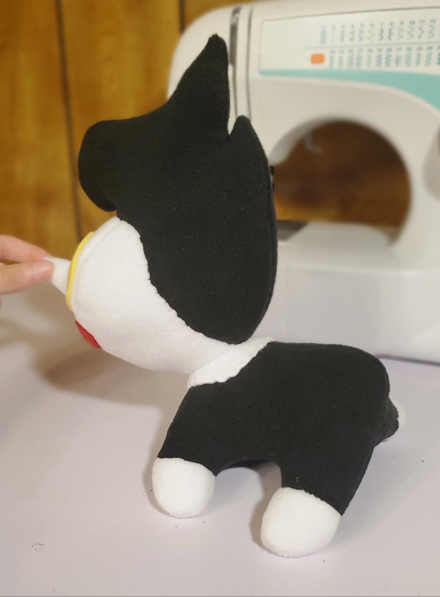 DayLikesCookies's tweet photo. A custom Spamton G. Spamton inspired TBH creature plushie! [YIPPEE!]

#tbhcreature #spamton #DELTARUNE #deltarunefanart #spamtonfanart #plushie #plush https://t.co/3MYbDqHBOG