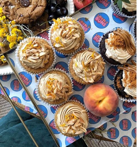 printedfoodwrap's tweet image. Did you know that 72% of consumers say that packaging design influences their purchase decisions?
Adding your brand to your food wraps is a perfect way to elevate your look and improve customer experience. ❤️💕

#foodwraps #foodservice