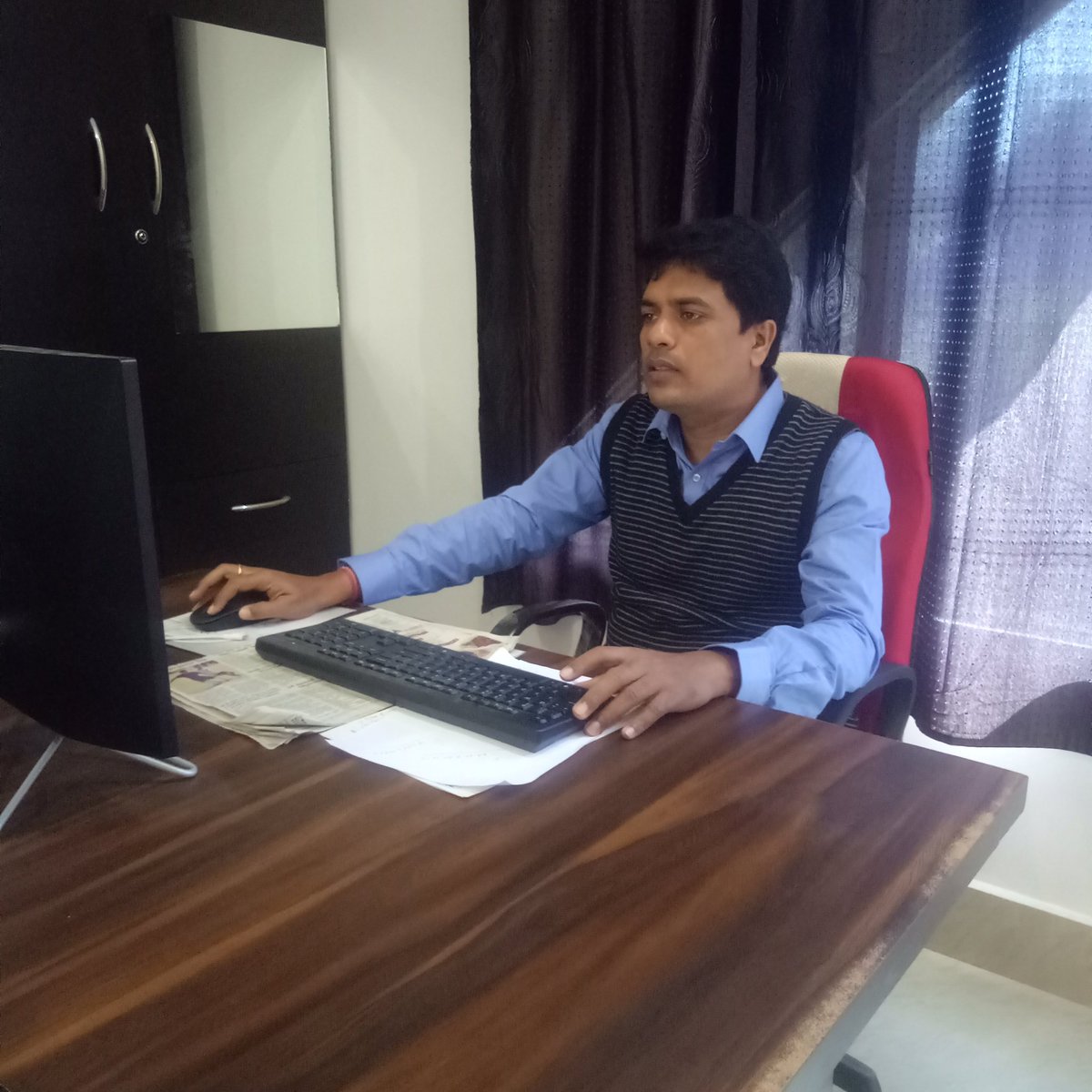 sckdora's tweet photo. #NewProfilePic https://t.co/LL6Fu0AM93