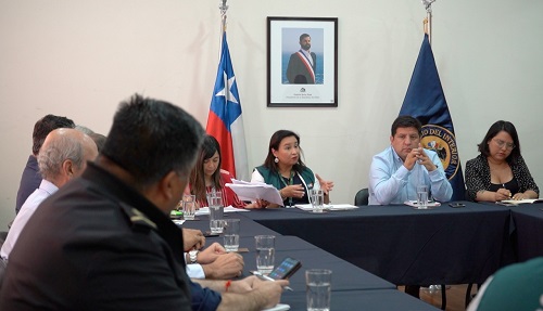 PrensaCurico's tweet photo. La  influenza aviar llegó a la comuna de Licantén, siendo el primer caso de la región del Maule. #Curicó. https://t.co/paQLFlOcld https://t.co/1L5kbLNWBb
