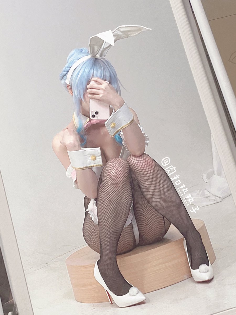 雪女兔女郎ver.
是非常懂人心的高叉🥹 https://t.co/w8RmZRtf22