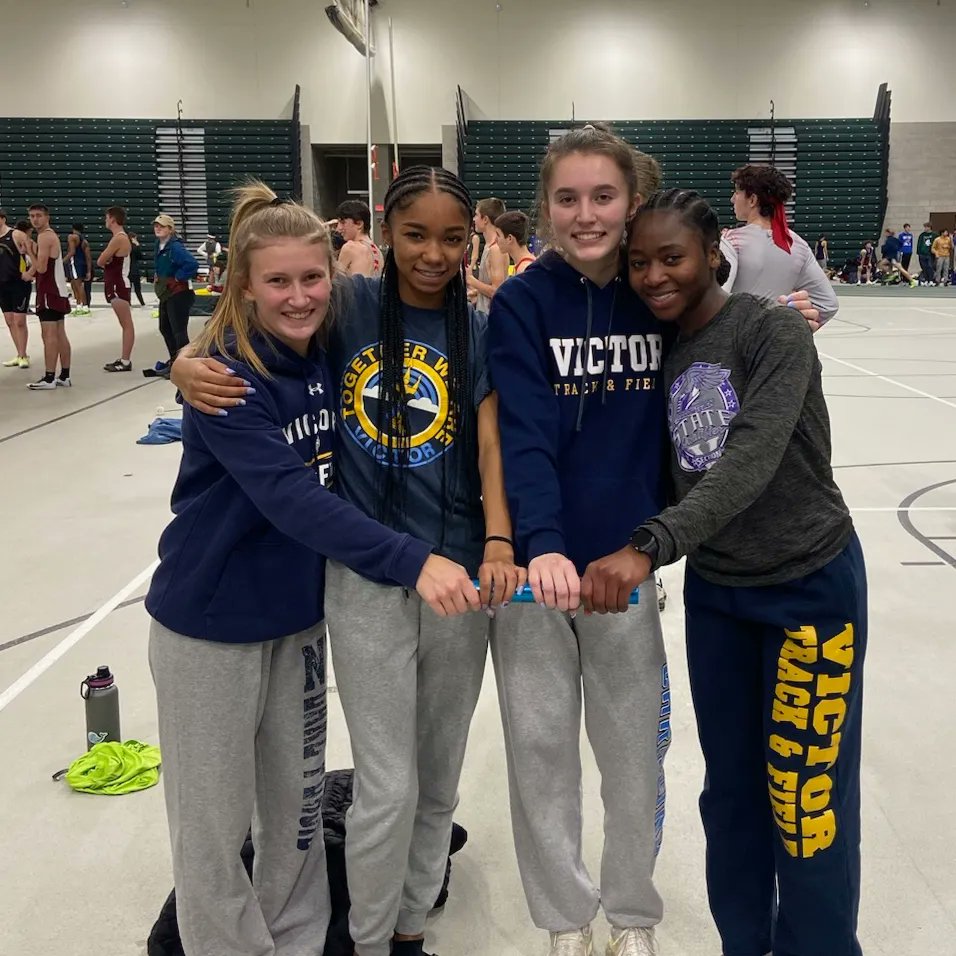 VCStrack_field's tweet photo. New School Record https://t.co/7kiGpm4Tvo