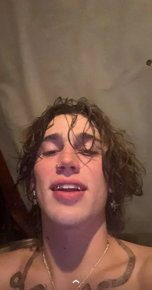 ִֶָ (@vhcomfort) on Twitter photo 