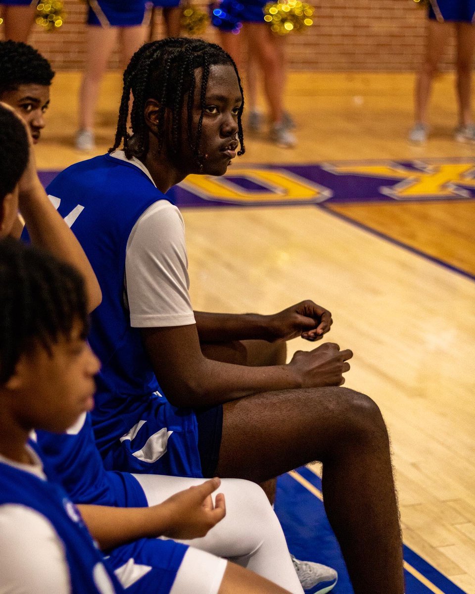 QuantityMedia's tweet photo. Quantity Media does it FOR THE KIDS😁💙📸

#QuantityMedia #OxfordMississippi #OxfordMiddleSchool #OMS #Basketball https://t.co/m6jwtm47Rv