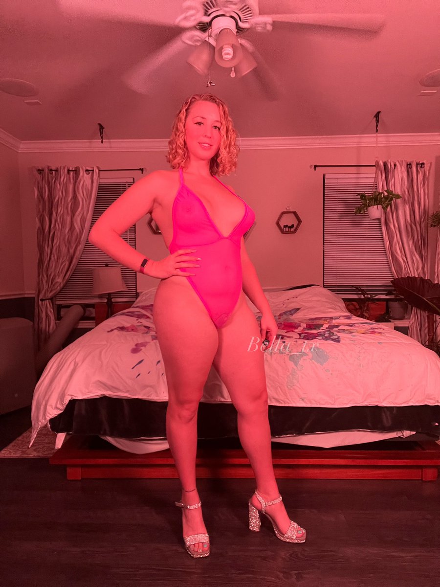 TS Bella 25% off OF on Twitter: "I’m online now on my OF! Cum join me