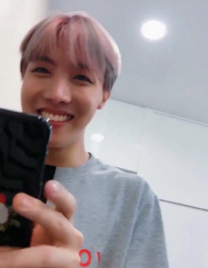 tiny hobi tweet media