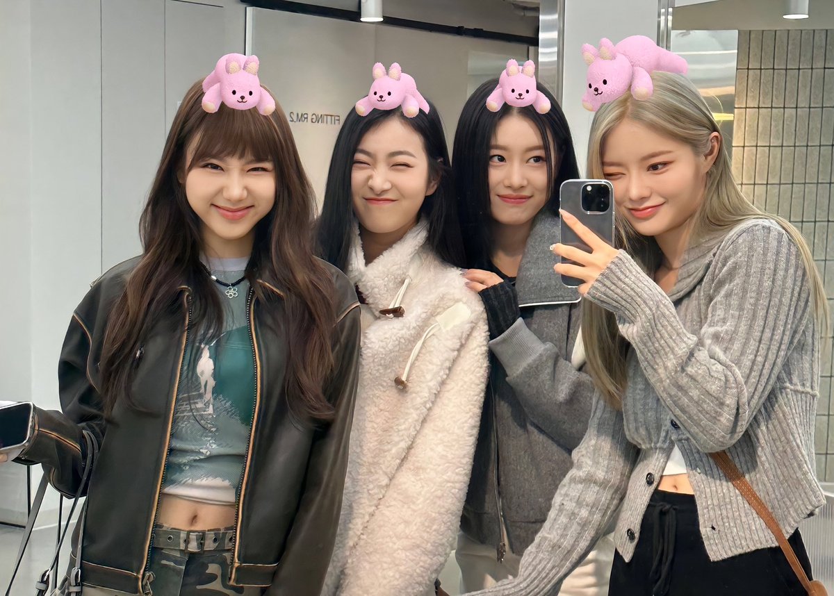 น๊องแมวบี้ ᜊ̆ ̆ tweet media