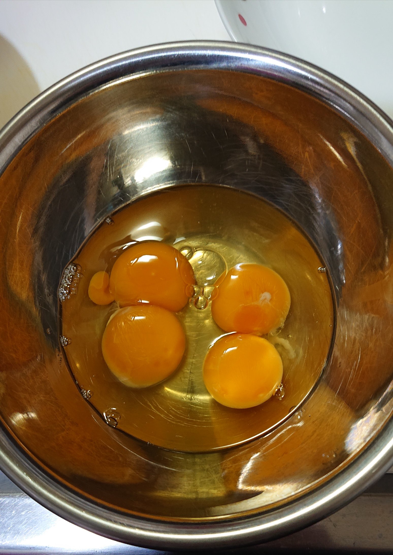 茹で卵にマヨネーズをかけるのは？卵に卵をかけている？!