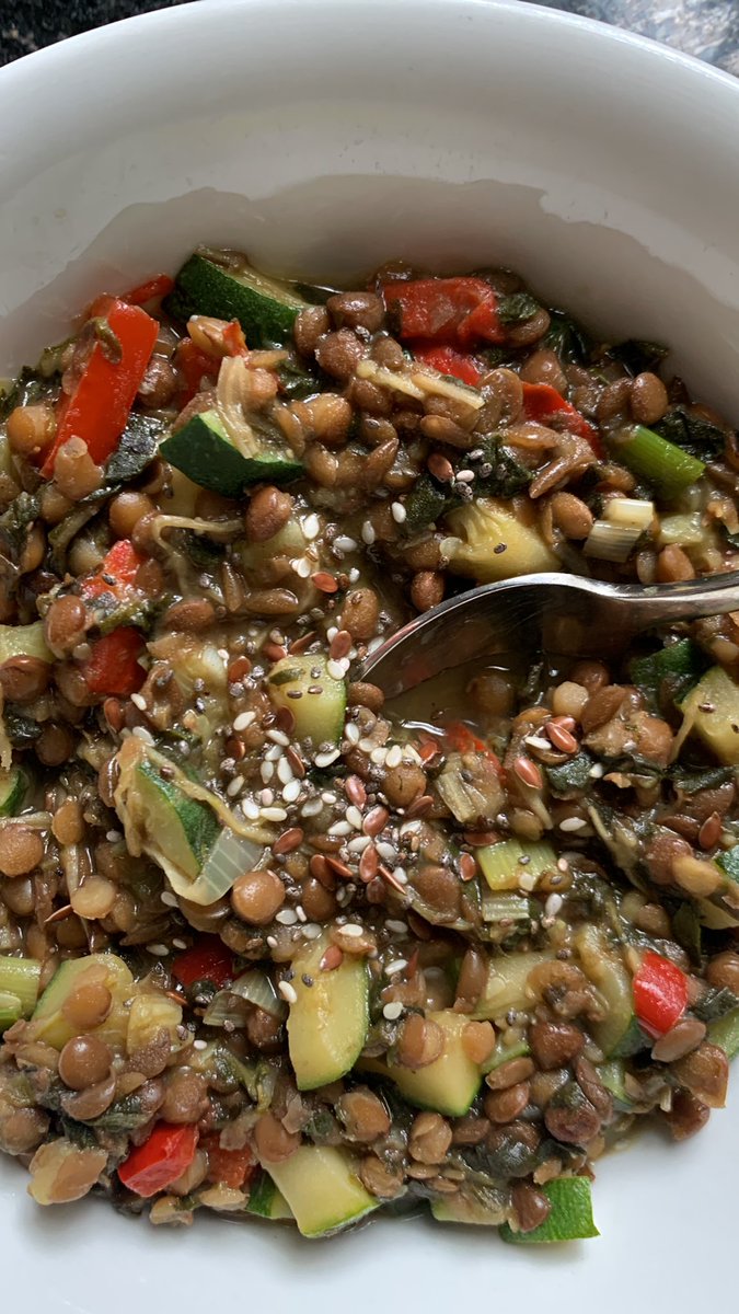consutorof's tweet photo. Lunch!!!! Meses que no como lentejas consuelo por la chita
Nutricion mi niña nutricion https://t.co/diZxW30M03