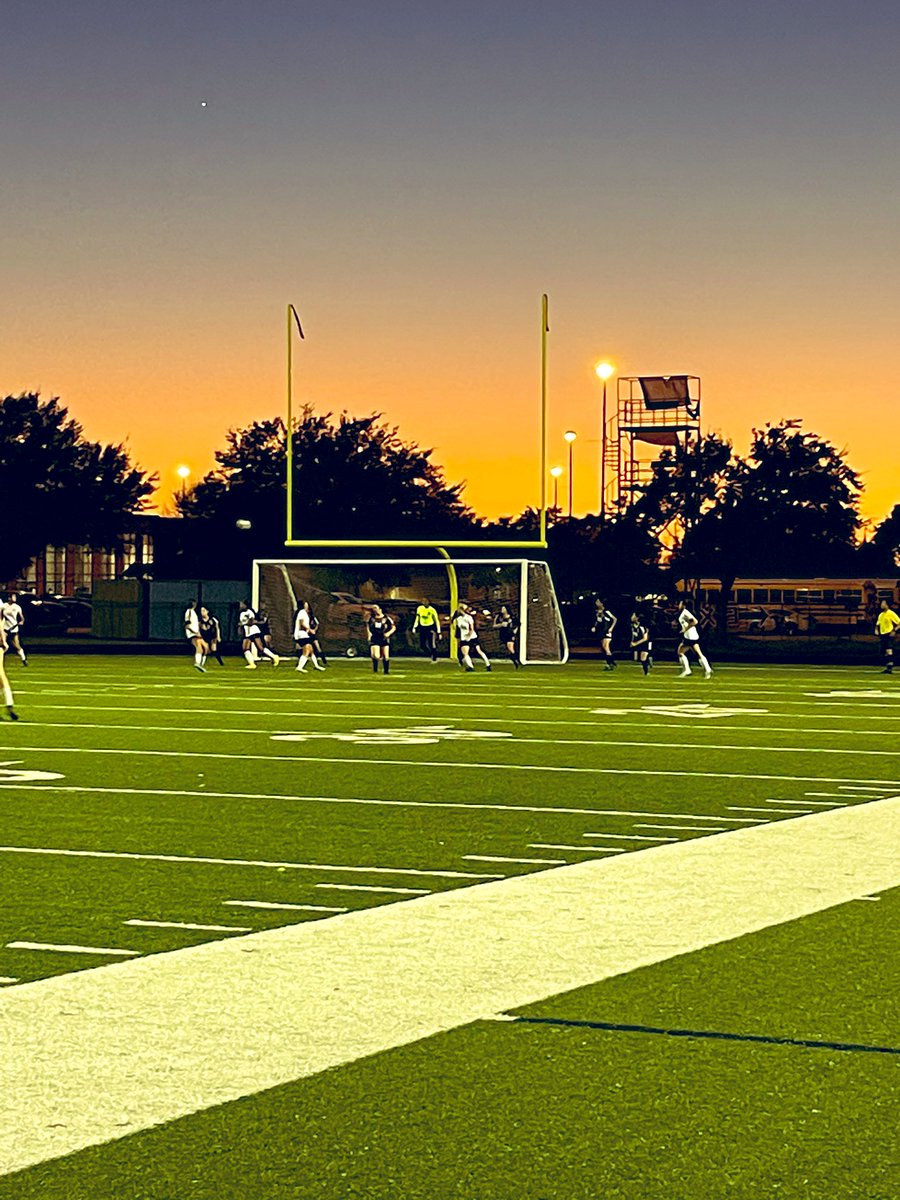 A beautiful night for a beautiful game! JV and Varsity did a great job tonight and never let up! So proud of all of you ladies!                            Come see us next Tuesday for our first district game! ⚽️ @Paetow_WSoccer @PaetowHS #hssoccer #soccerandsunsets