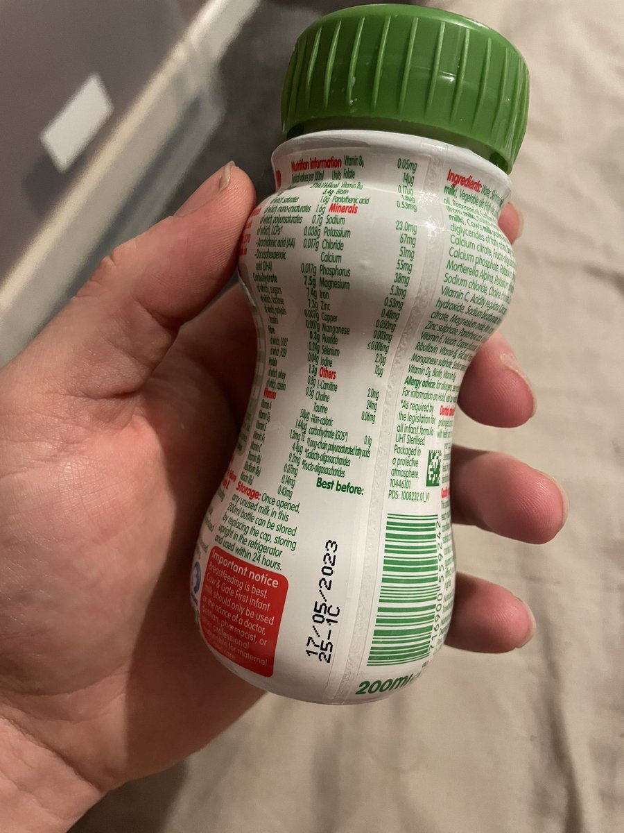 AndrewBayes456's tweet photo. @cowandgate bought one of your pre-made infant formula bottles today it’s dated 17/05/2023 to feed my 7week old. After he drank all 200ml I realised that the milk was chunky and smelt off. My infant then vomited quite badly afterwards. This is unacceptable and dangerous. https://t.co/hL392kgIal