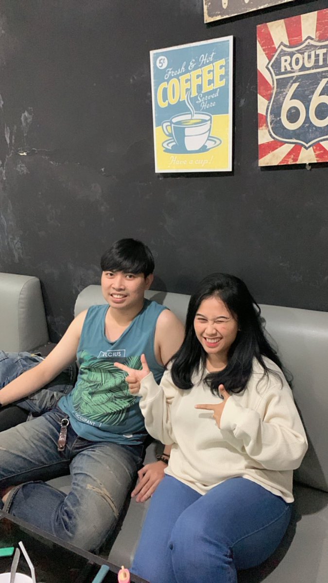 agengpay's tweet photo. nyatanya harus seperti ini biar makin kompak dan ngeclub 😎🗿 https://t.co/BCTPk0ar9t