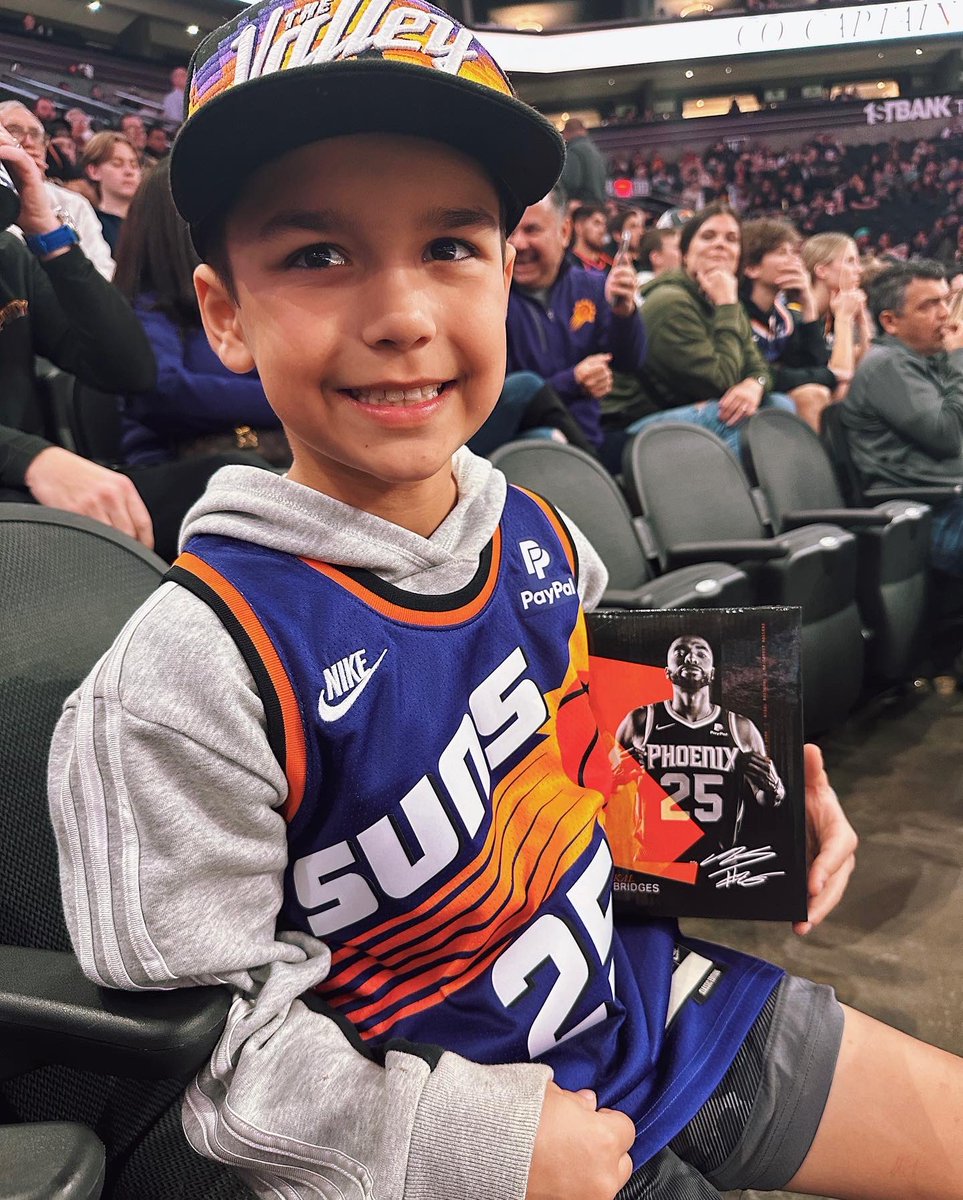 First home <a href="/Suns/">Phoenix Suns</a> game of the new year!