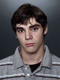 Qrovi's tweet photo. @marvel_updat3s RJ Mitte will return as Walter Jr for breakfast in #AvengersSecretWars #MarvelStudios https://t.co/UxVbeVjvJa