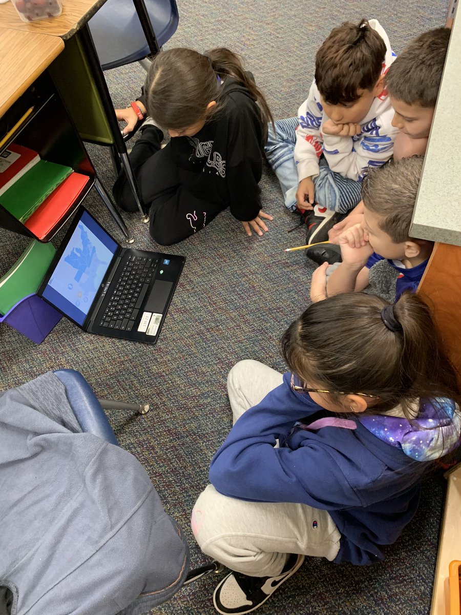 Students chose their HF book club book, then researched their era to grow background knowledge and take notes about the setting! Engagement off the charts! ♥️