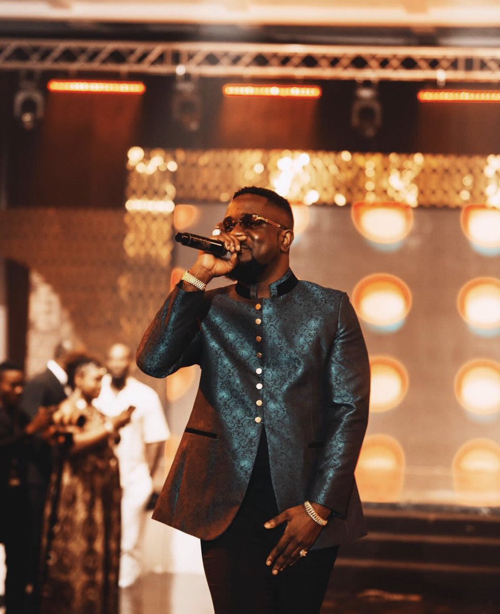 2AMinGhana's tweet photo. @sarkodie or @Nasty_CSA https://t.co/ecbNq2cnSQ