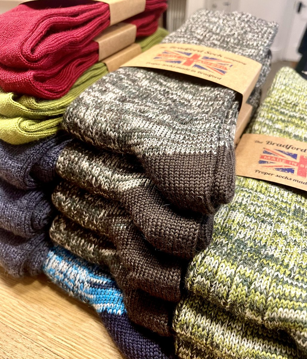 room14menswear's tweet photo. The next 7 days of weather is looking pretty pants. You’re going to need to wrap up from head to toe. Good job I’ve had a fresh order of #bradfordsocks come through the door…
Open today 10-5pm
Room 14, 9 New St., Uppermill.
#room14 #menswear #mensfashion #shopsmall https://t.co/1Rm2XJXq6P