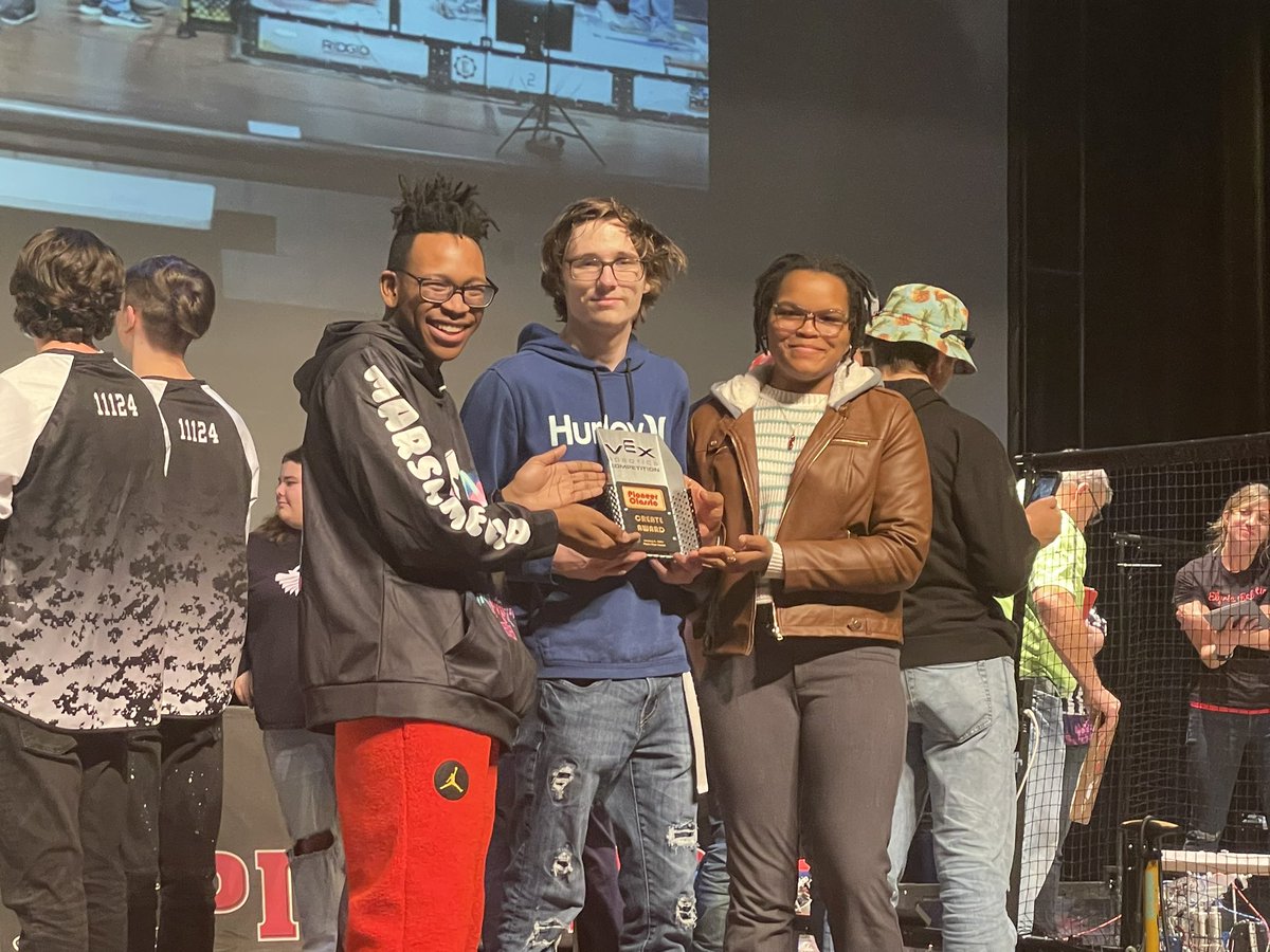 STEMHSRobotics's tweet photo. @NIHFHS learners team 60883F win the create award at the @ElyriaRobotics pioneer classic event. Great job!! https://t.co/9nfhHh5jLy