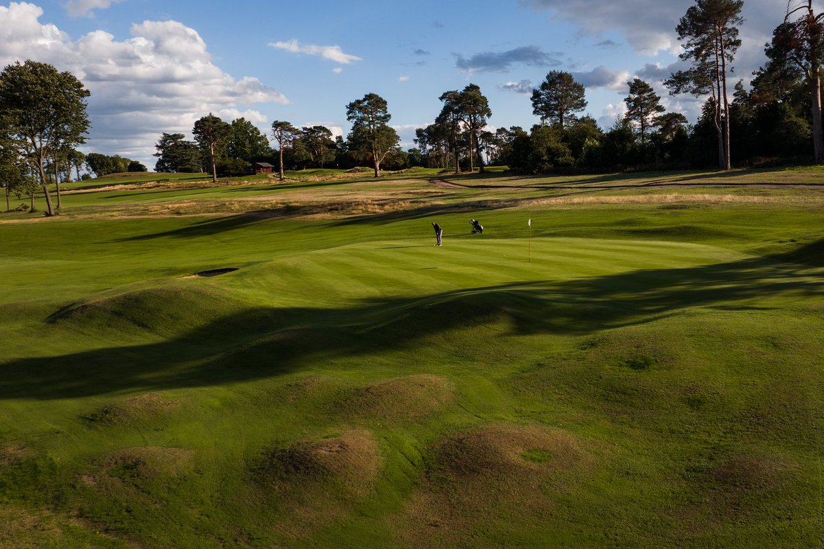TheAddingtonGC's tweet image. The great thing about peeling back the layers on a classic course are the things you uncover in the process.
Endless shot types with the mounding and the short grass surrounds, you could spend all day chipping around the green!