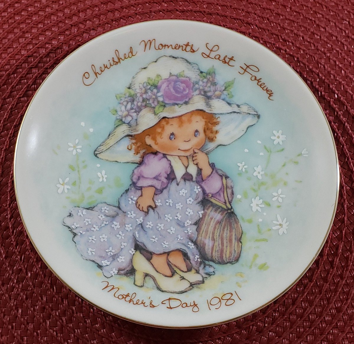 atticesoterica's tweet photo. Vintage Avon 1981 Miniature Plate, Cherished Moments Last Forever, Mother's Day Decorative Plate, Made In Japan, #vintageavonplate https://t.co/DjRuNwMxpy #BestOffer #AtticEsoterica #Antiques #MiniaturePlate https://t.co/QCmCeslew0