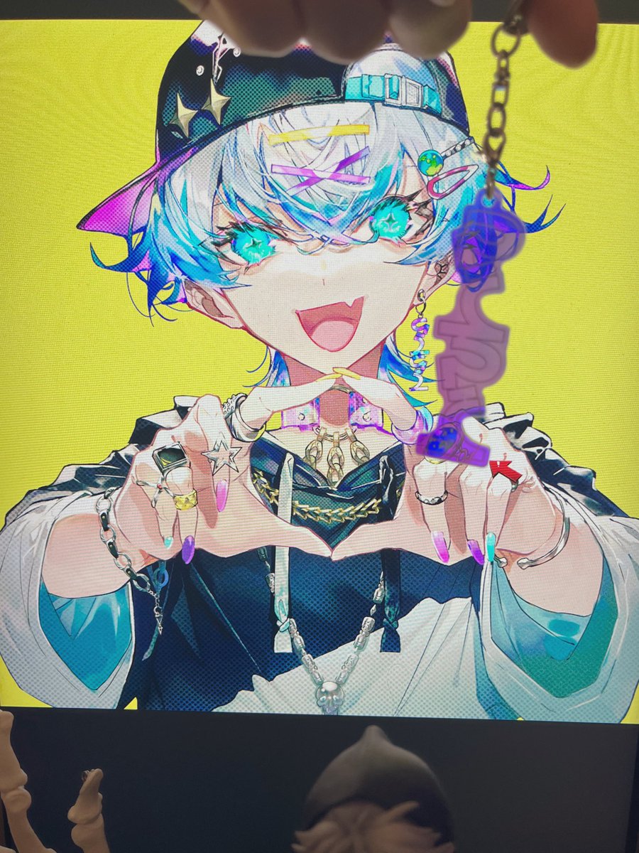 「和田たけあきさんのライブグッズのサンプルいただきましたかわいい 」|村カルキ/商業画集＆個展＆新作技法書発売👹🌙🍙🎋🍘🍵のイラスト