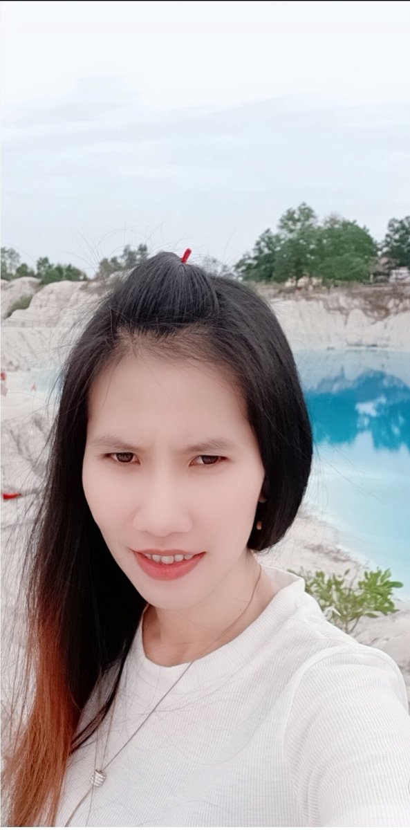 princesswu09's tweet photo. Have a nice weekend, guys!!! 😊
#BlueLake https://t.co/bCaCHcr0sy