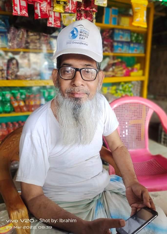 Minshshs's tweet image. Due to lack of care and #enough treatment, my uncle Abdu Shukkur  who is a Rohingya elderly a #respectable and honours awarded an aged 55 person, he is #dead in Nayapara  IPD hospital.

Yesterday, my uncle was anguished from #breathing then my brother-in-law took him to IPD.