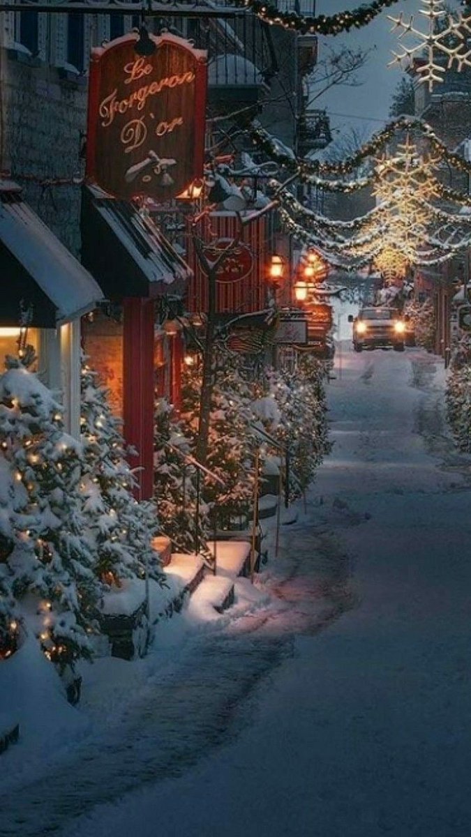 В этот светлый добрый праздник, я хочу пожелать каждому человеку на земле быть по-настоящему счастливым и благодарным за все, что он имеет! Пусть ангел-хранитель оберегает от невзгод и неудач, пусть направляет на верный путь! С Рождеством!!!