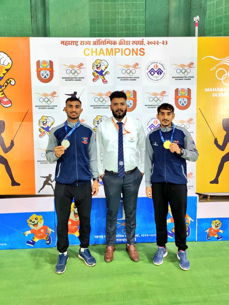 ChhatrapatiSai's tweet image. #Medalalert 🚨Our #Fencers in- Maharashtra mini Olympics tournament 2022-23🤺🤺

1) Girish Jakate Epee 🥇
2) Shaker Foil 🥇
3) Vaidehi Lohiya Foil 🥇
4) Dnyaneshwari Shinde Epee 🥇
5) Tejas Patil Foil 🥈
6) Ankita Salokhe Foil 🥉
🥳
@IndiaSports
@Media_SAI
@PIBMumbai
@MahaOlympic