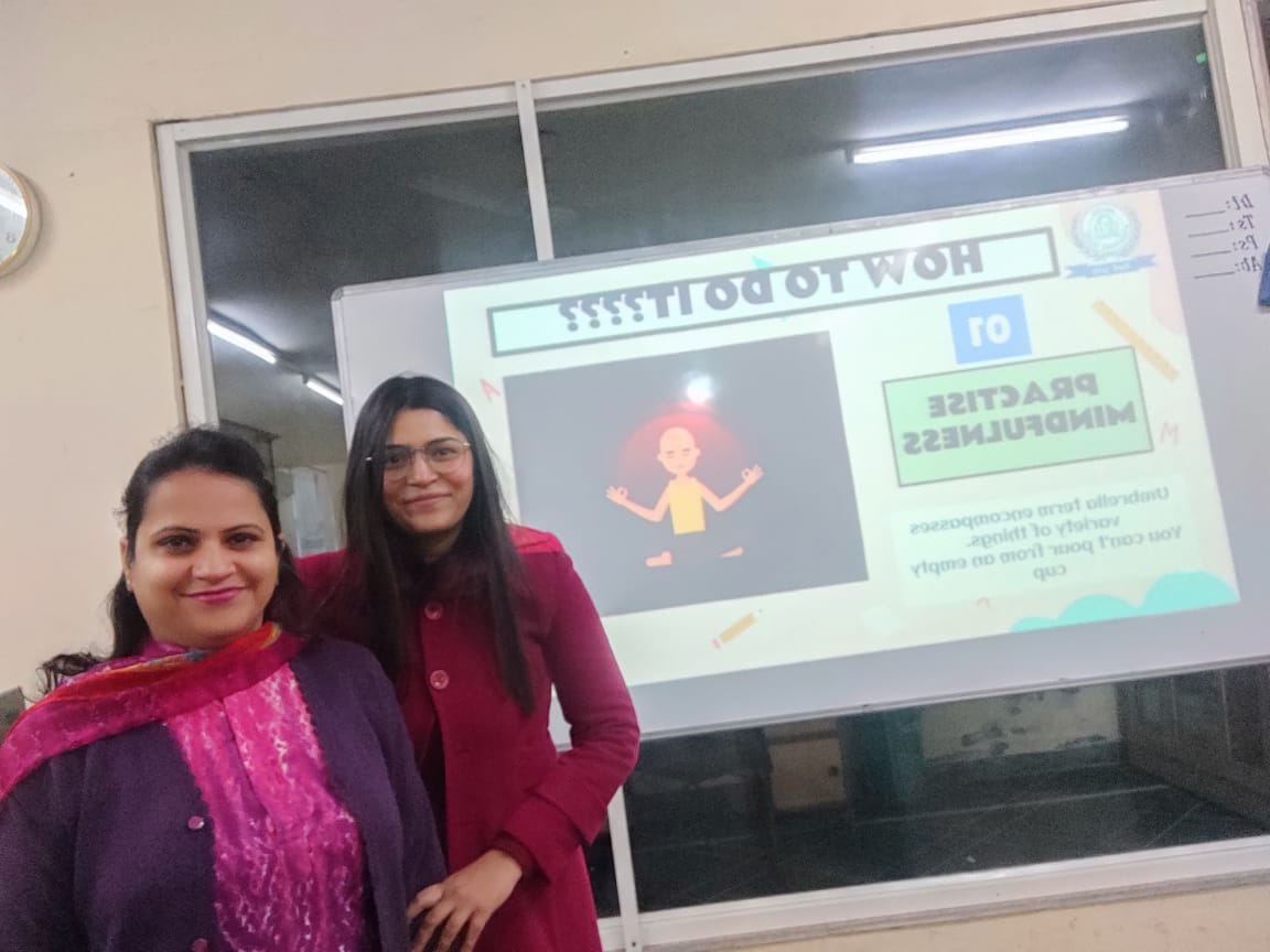 RashmiJ99932149's tweet photo. Prioritising self- care is a necessity, not a luxury.
Conducted a session alongwith @Poonamm1611 on 'Self- Care for Educators- Connecting With Yourself' #AhlconIntl @ashokkp @y_sanjay @pntduggal @kandhari_ekta @madhuri_dadhich https://t.co/WOau7ZHqhT