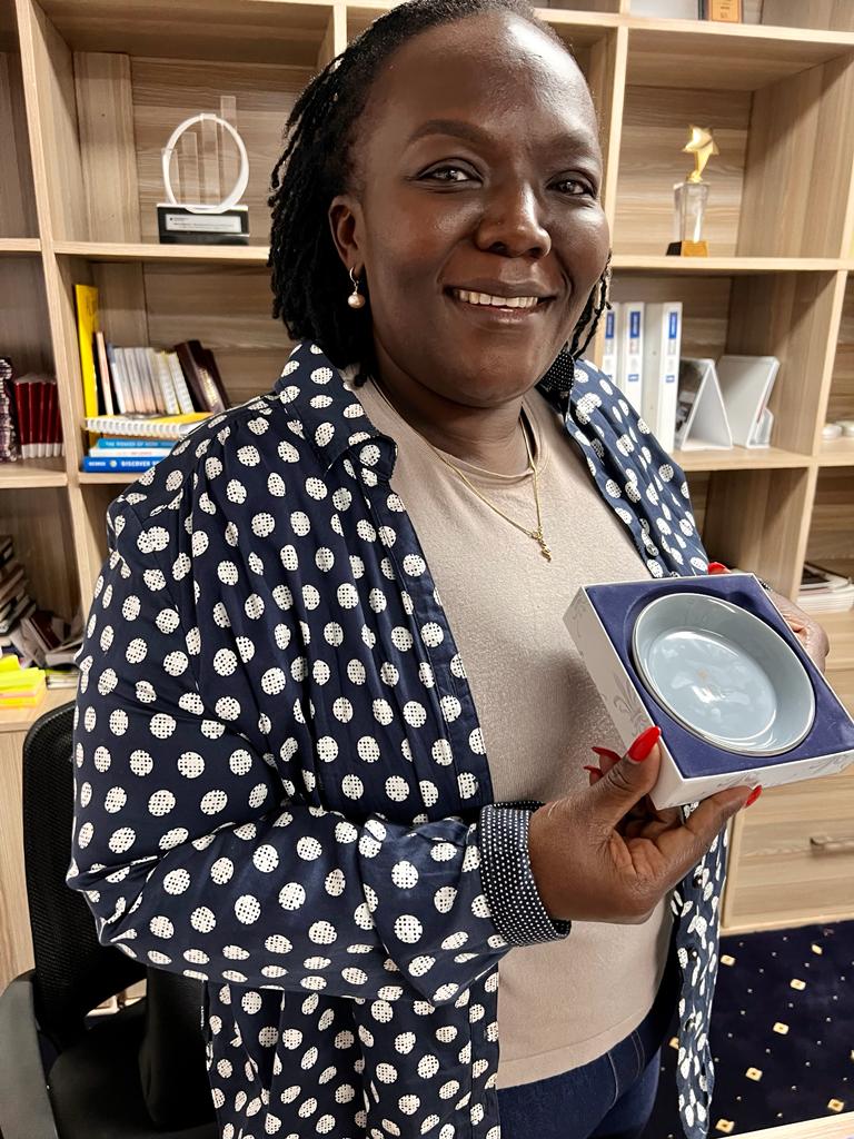 ngechumary's tweet photo. I’m elated to have received this precious gift from HRH Crown Prince Haakon of #Norway #UNDPGoodwillAmbassador.
I'm reminded of my purpose in transforming the waste economy.
Thank you and wishing you a #HappyNewYear2023! https://t.co/MCEu8ifVE4
