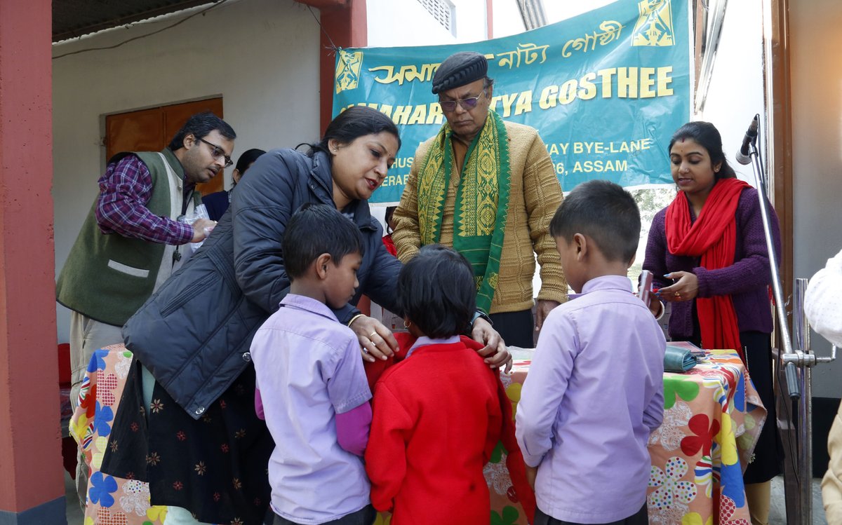 SamaharTheatre's tweet photo. We thought to distribute around 100 woollens to needy Lower Primary students of Katajhar Higher Secondary School in Barpeta and appealed to public for support. We got very encouraging response and decided to donate sweaters to all the 250 students of the LP section of the school. https://t.co/Mb2Qw3L7EI