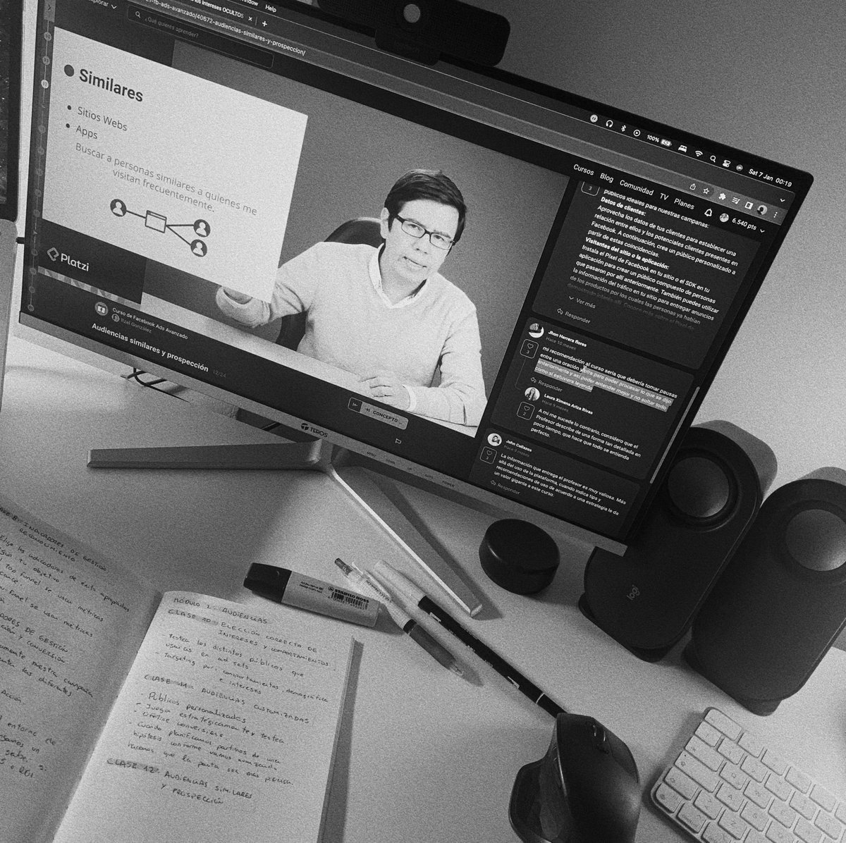 Día 8/365

💚 Plataforma: <a href="/platzi/">Platzi</a>
📚 Curso de Facebook Ads Avanzado 
👨‍🏫 Profesor: <a href="/javicastrorueda/">Javier Castro</a>
📈 Progreso: 25%
🧠 Aprendizaje: Formula una hipótesis de tu buyer persona y experimenta para llegar a un público preciso.

#EstudiandoJuntos365 #NuncaParesDeAprender