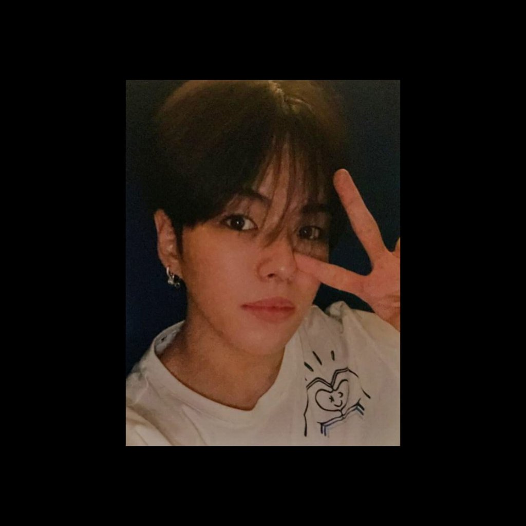 rchiwoofys_'s tweet photo. ..peace and love you ♡ hihi..
✌🏼❤🙈
#TeumeSelcaDay #JAEHYUK #TreasureMakerSelcaDay #TSMD #YOONJAEHYUK #TREASURE
#윤재혁 #재혁 @treasuremembers https://t.co/CGjW9pBken