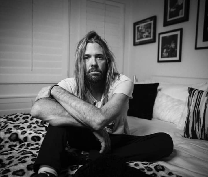 TY_4_ever's tweet photo. Hell yeah,I remember Aurora All this time Take me now,we can spin the sun around &amp; the stars will all come out Then we'll turn and come back down You believe there's somewhere else Where it's easier than this &amp; you see outside yourself &amp; you buy the hole you'll fill...
🦅💔🙏 https://t.co/jjlfdxsKyN