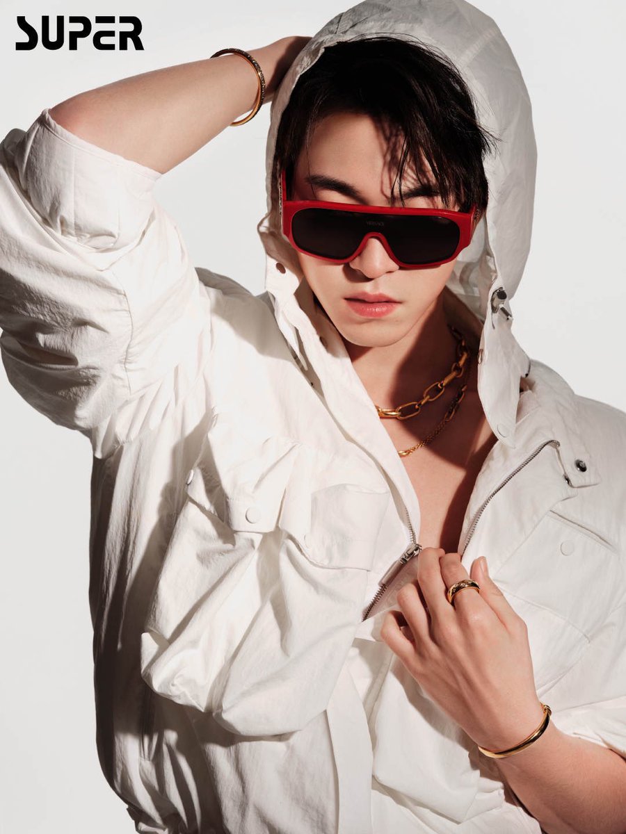 unocharming's tweet photo. Xỉu xỉu xỉu clm cái khí chất đỉnh chóp. Anh nhất định phải có đượt em nhé chồng 🥰🥵🔥 @into1_santa_
Uno Santa
#Santa_Alpha
#SANTA_BattleKing
#UNOSANTA
#INTO1Santa
#Uno_Champion
#SANTA https://t.co/K0MHlYTduH