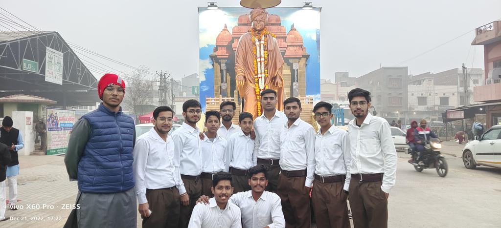 CHETANJ55047144's tweet photo. हनुमानगढ़ के इतिहास में पहली बार विवेकानंद संदेश यात्रा का युवाओं में भरपूर जोश था।
#Vivekananda_Sandesh_Yatra
#Vivekananda_Kendra51 https://t.co/Bwwt0DgI7T