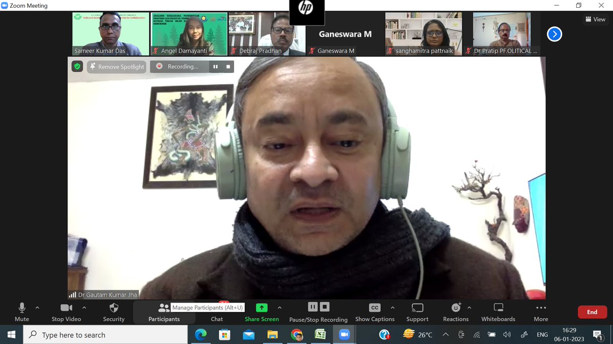 KIITSOL's tweet image. KSOL organized  webinar on Opportunities in South East Asia with Dr. Gautam Jha, Asst Professor(Bahasa Indonesia),Jawaharlal Nehru University &amp;amp; Dr. Angel Damayanti Associate Professor (International Relations), Universitas Kristen Indonesia,Jakarta. 
#kiit #ksol #jnu #iro #uki