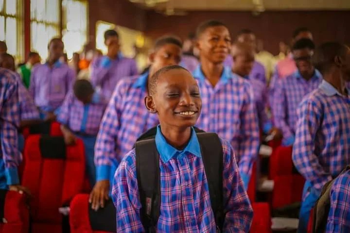 mentoring_boys's tweet photo. We have decided to pay attention to our boys. Guys Mentorship Network is raising total men on whose shoulders the nation can rise. We say enough to raising boys we aren't proud of. Join us and pay attention to that boy in your neighborhood https://t.co/qFVmUNKdoF