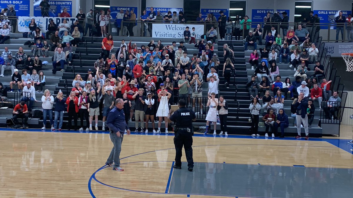 OlatheNorthBasketball tweet media