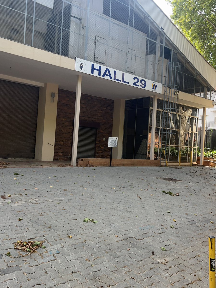 tumisole's tweet photo. #RunningWithTumiSole
#RunningWithSoleAC
#VarsityKudus
Nostalgic moments this morning at the @VarsityKudus https://t.co/RhXNM3qJeB