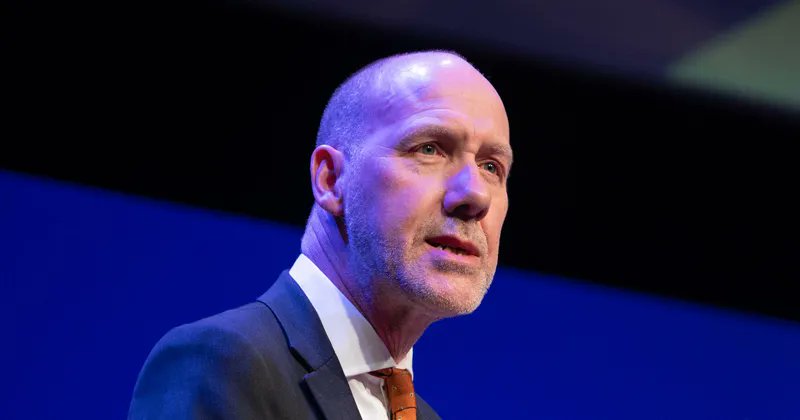 RealGeoffBarton's tweet photo. "The results of this ballot show the strength of feeling among school leaders over the desperately difficult situation they are facing in recruiting &amp; retaining staff, and operating their schools without adequate funding to do so”: my comments @ASCL_UK: https://t.co/41qhP7rYfM https://t.co/f04FU4A48V