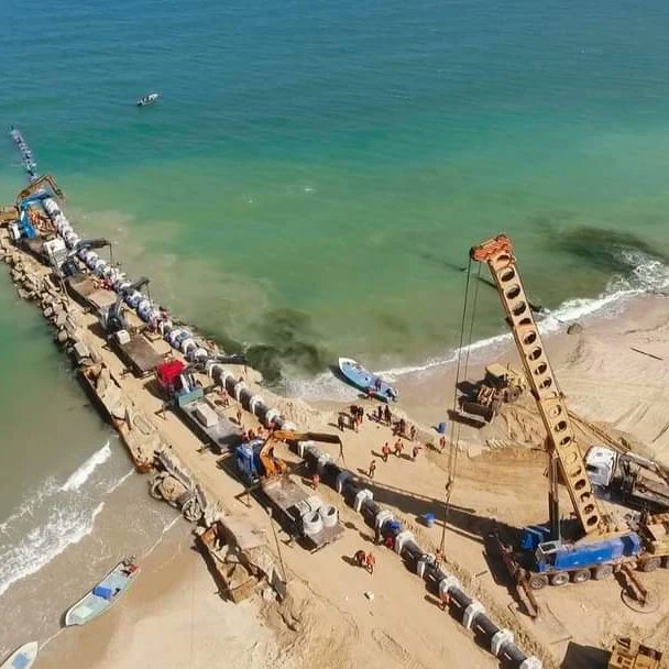 macc_ps's tweet photo. One of the achievements of Masoud and Ali Contracting Company for the fourth time is the downloading and installation of the longest line inside the sea with a length of 180 linear mt with a diameter of 710mm, which is the line belonging to the sea water desalination plant . https://t.co/c764Jxsr5T