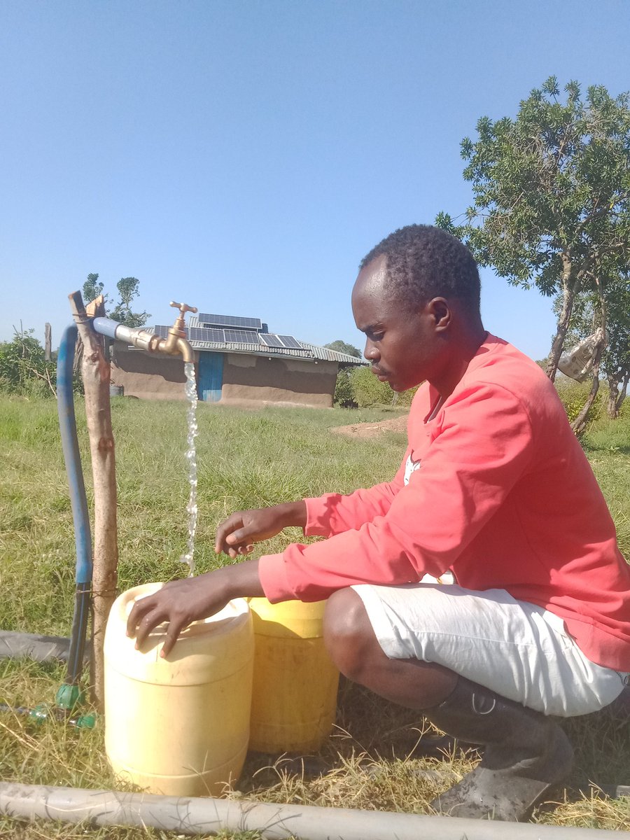 lekishonE's tweet photo. Renewable energy -solar plus water distribution at once. Where do you want us distribution water next in Narok county? https://t.co/XPv4rOfLFi