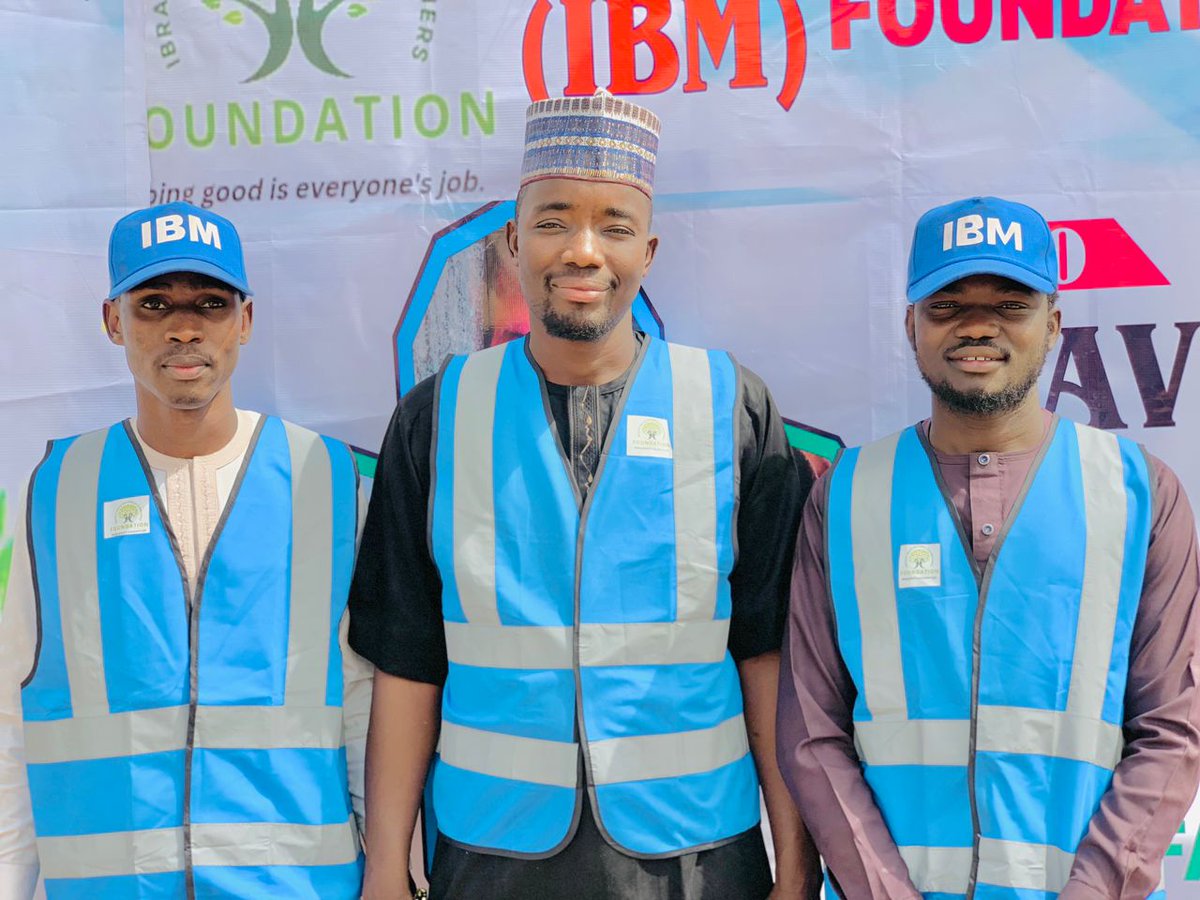 AhmadDanwudil's tweet photo. #IBMTeam
#IBMCares
@Bellomatawalle1 @Yazeed_666 @ibro_bello https://t.co/MiSEdVYToX