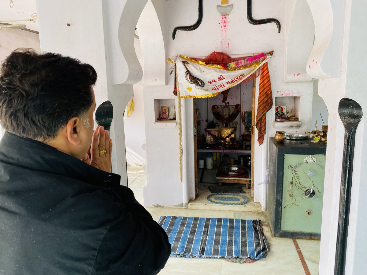 kkvishnoibjp's tweet photo. #बाँटा
ढिमड़ी किशनाबाबा जी की जाल में गोगाजी मंदिर का दर्शन करने का सौभाग्य प्राप्त हुआ।
#gudamalani https://t.co/MrH74d5Xiq