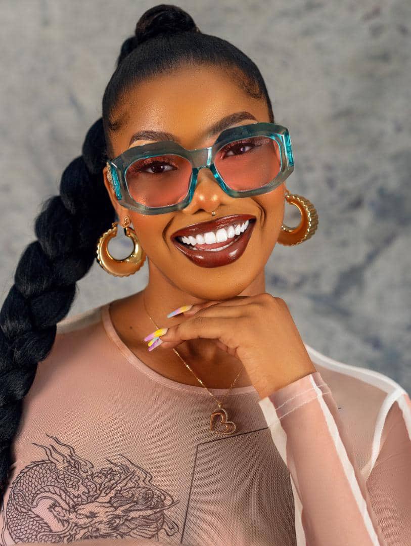 hellotacha's tweet photo. How is the QUEEN of the TITANS🔱 doing today? @Symply_Tacha 

NO LEAVE NO TRANSFER
               TACHA TACHA
    #Tacha • #TachaTitans𓄍 https://t.co/9JWrpXPGZo