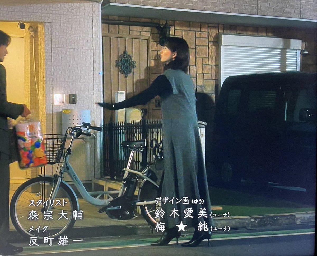 umeboshijun's tweet image. ドラマ花嫁未満エスケープにて、
ファッションスケッチ描かせていただきました！！
大きく映ってて嬉しい！！！！！ありがとうございます！！
 #花嫁未満エスケープ