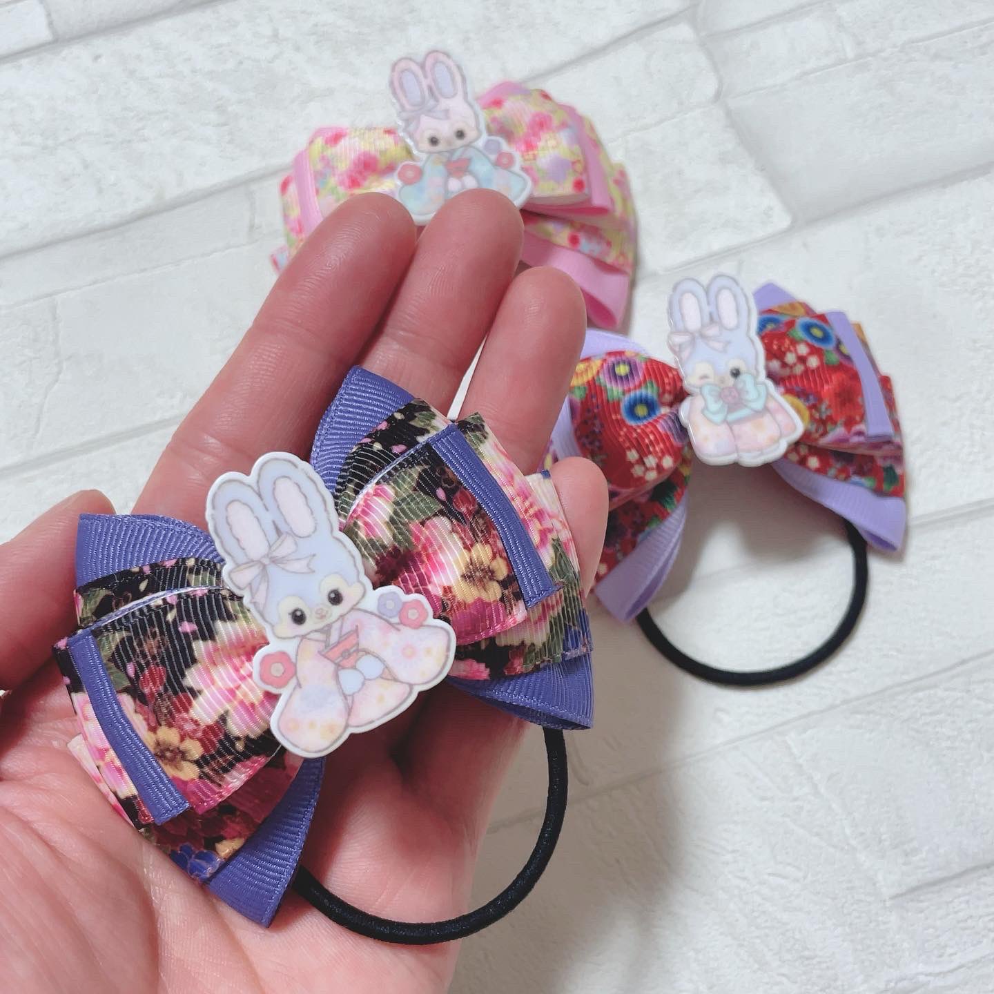 売り切れ‼︎ぼんぼんりぼん（ラメ）☆ハンドメイド ヘアゴム@kanaリボン 売り切れ‼︎ぼんぼんりぼん（ラメ）☆ハンドメイド ヘアゴム