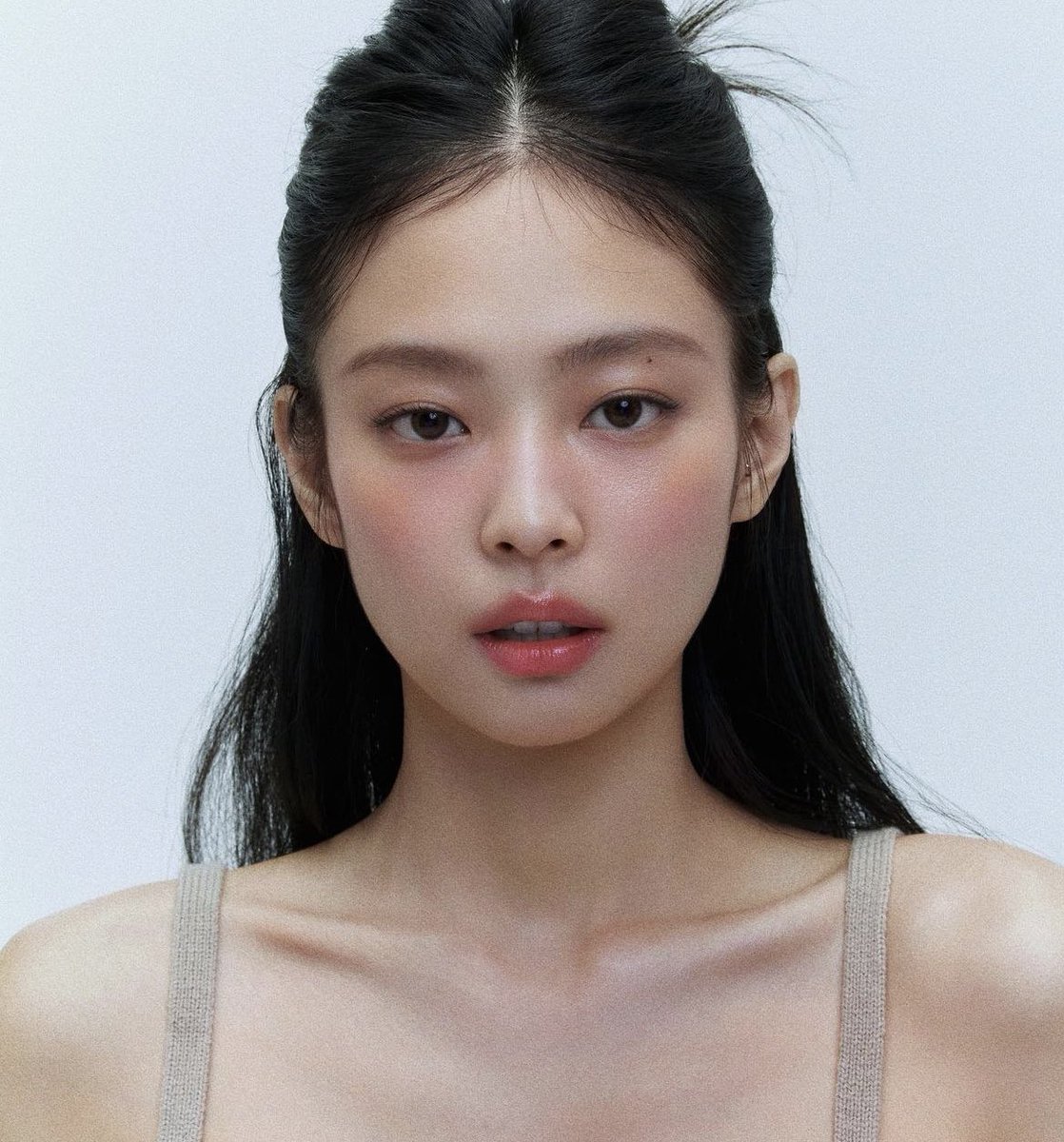 BLACKPINK's #JENNIE for Hera Beauty.
